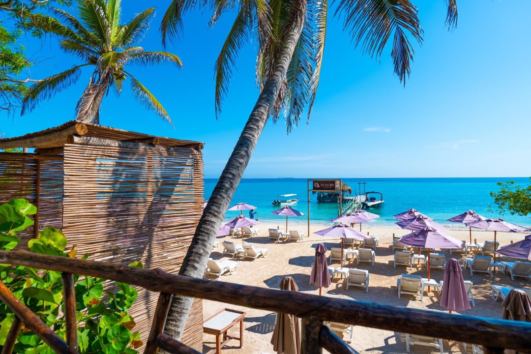 Luxury Open Bar Ambiente Beach