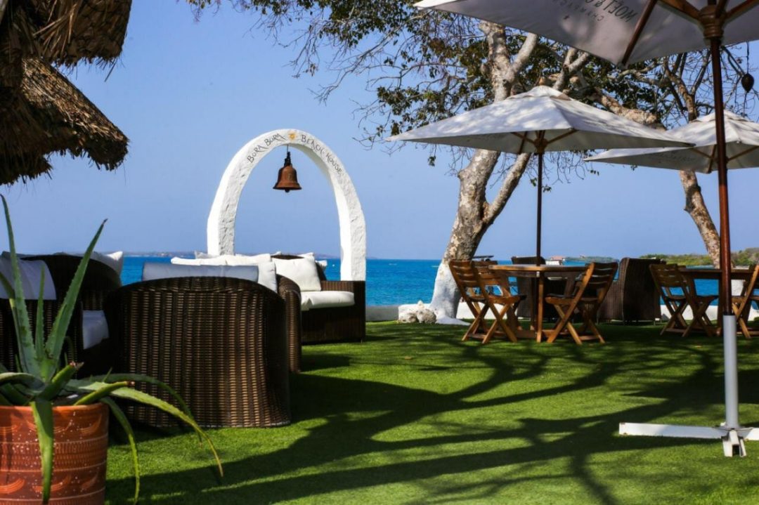 BORA BORA AREA CLUB