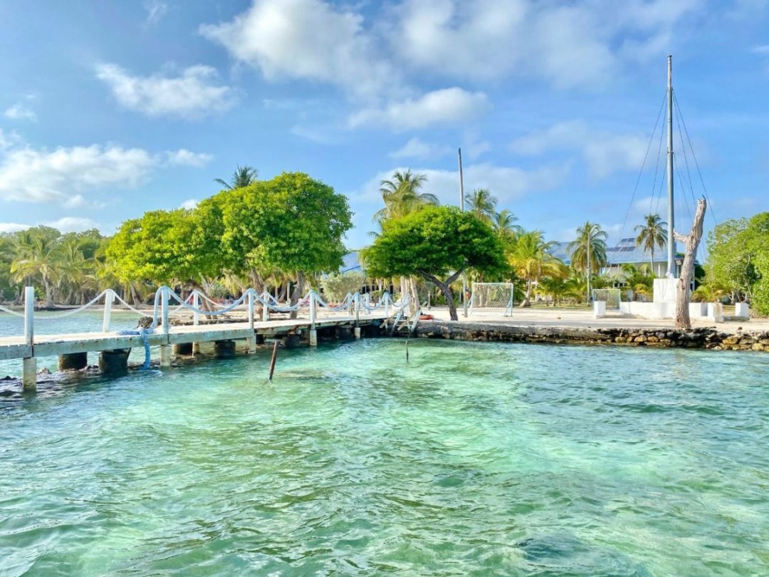 Quinta del Mar-Tintipan by boat