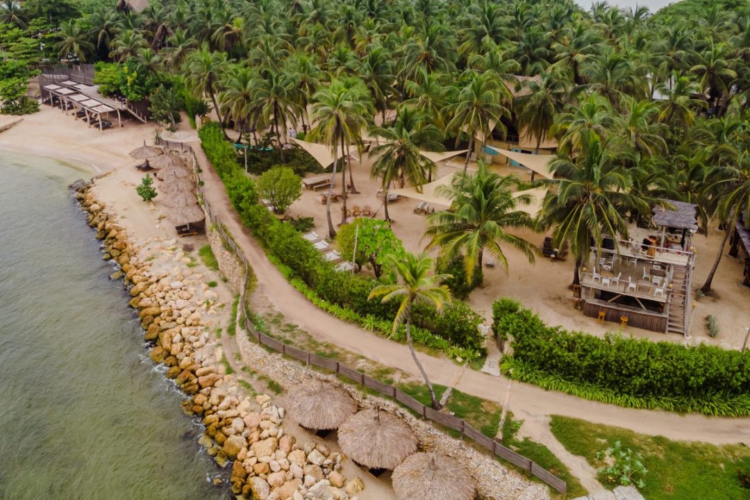 Eteka Beach Lounge
